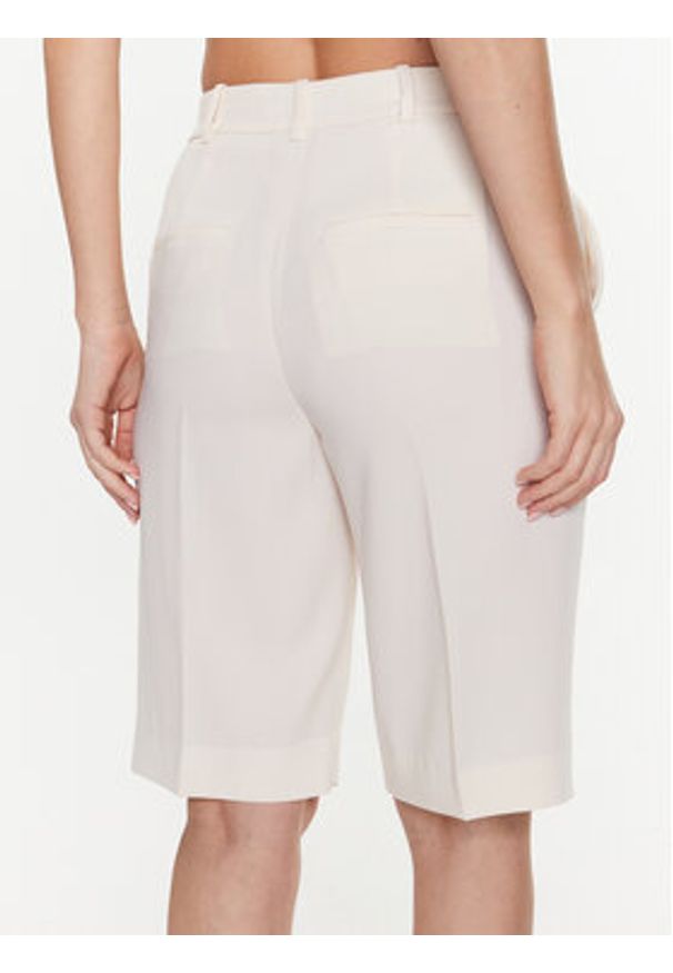 Calvin Klein Bermudy K20K205242 Écru Regular Fit. Materiał: syntetyk