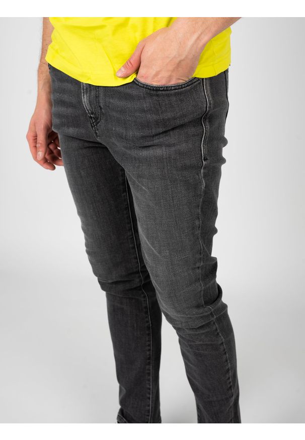 Diesel Jeansy "1983" | A03586-09B97 | Mężczyzna | Szary. Stan: podwyższony. Kolor: szary. Styl: elegancki