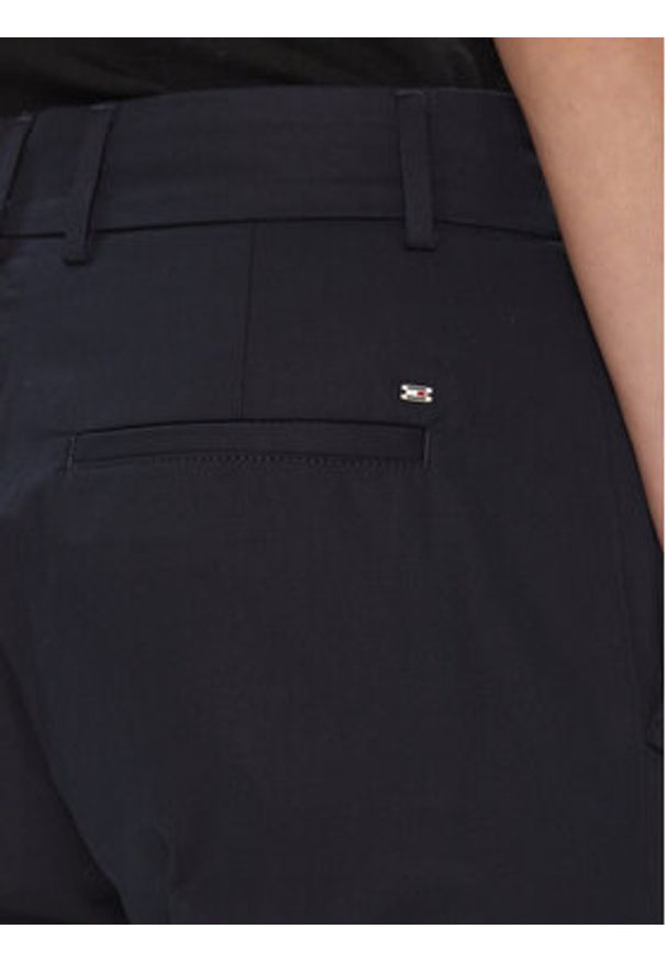 TOMMY HILFIGER - Tommy Hilfiger Chinosy WW0WW40504 Granatowy Regular Fit. Kolor: niebieski. Materiał: bawełna, wiskoza