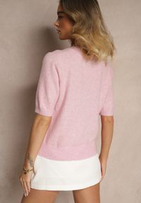 Renee - Różowy Sweter z Wełną Krótkim Rękawem Ozdobiony Ściągaczami Emiralin. Okazja: na co dzień. Kolor: różowy. Materiał: wełna. Długość rękawa: krótki rękaw. Długość: krótkie. Wzór: aplikacja. Styl: casual