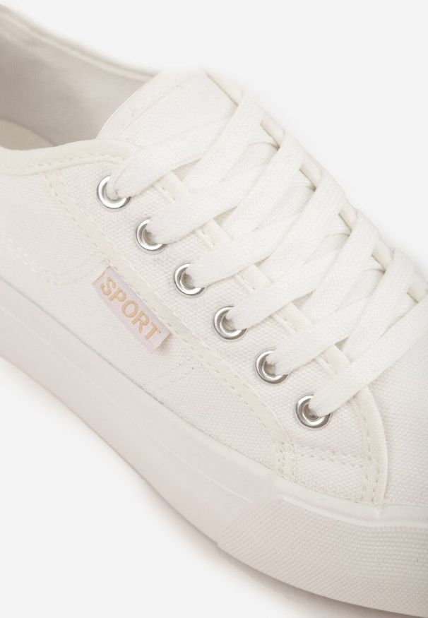 Renee - Białe Trampki VICES z Napisem Rioselle. Okazja: na co dzień. Kolor: biały. Materiał: materiał, dresówka, skóra. Wzór: napisy. Sezon: wiosna. Styl: elegancki, casual