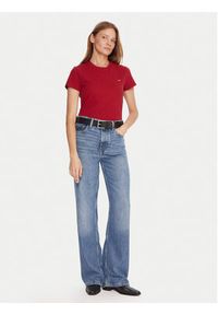 Levi's® T-Shirt Perfect 39185-0382 Czerwony Regular Fit. Kolor: czerwony. Materiał: bawełna