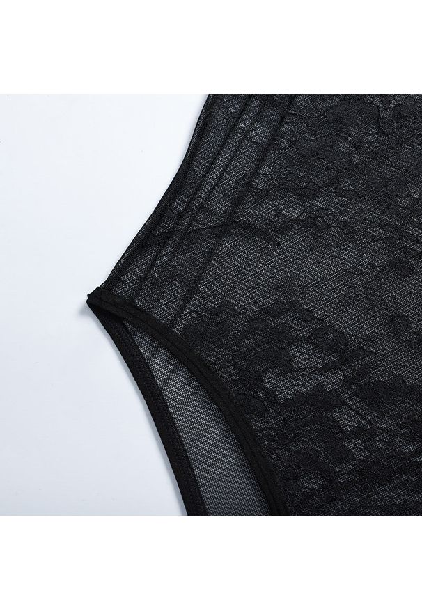 Intica - Body koronkowe na szerokich ramiączkach eleganckie Fede. Kolor: różowy. Materiał: koronka