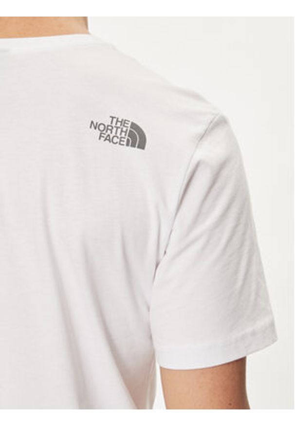 The North Face T-Shirt Mountain Line NF0A87NT Biały Regular Fit. Kolor: biały. Materiał: bawełna
