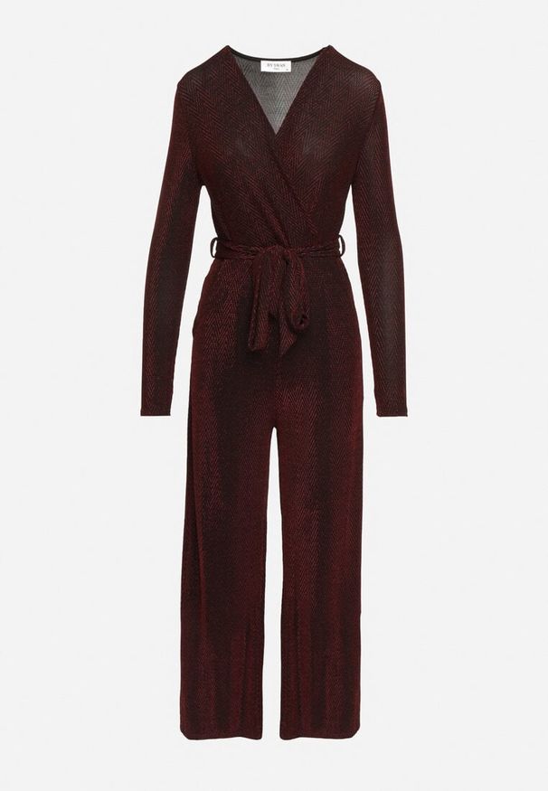 Born2be - Bordowy Taliowany Kombinezon z Wiskozą Ozdobiony Paskiem i Metaliczną Nicią Lilanna. Okazja: na co dzień, na imprezę. Kolor: czerwony. Materiał: wiskoza. Wzór: aplikacja. Styl: elegancki, casual