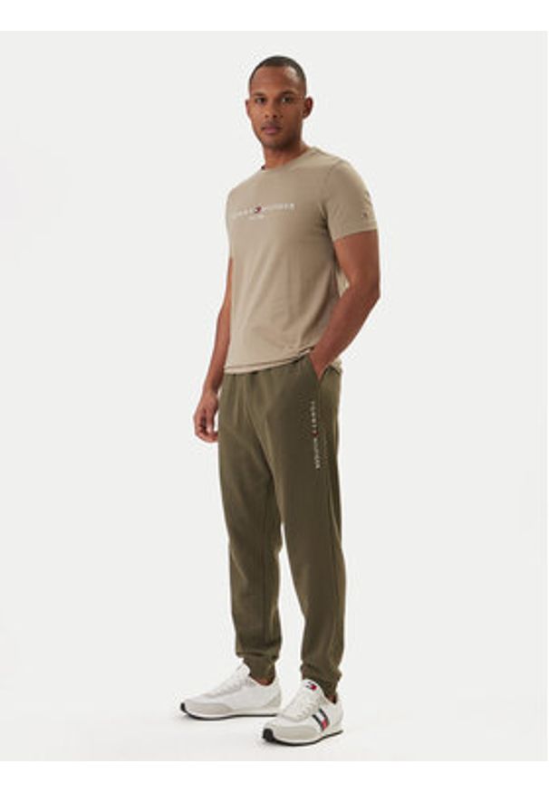 TOMMY HILFIGER - Tommy Hilfiger T-Shirt Logo MW0MW11797 Zielony Regular Fit. Kolor: zielony. Materiał: bawełna