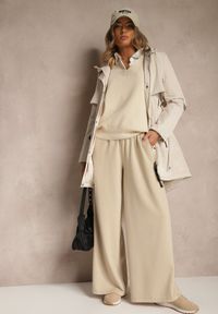 Renee - Jasnobeżowa Kurtka Typu Parka z Kapturem o Klasycznym Kroju Tulania. Okazja: na co dzień, na spacer. Typ kołnierza: kaptur. Kolor: beżowy. Materiał: jeans. Styl: klasyczny #5