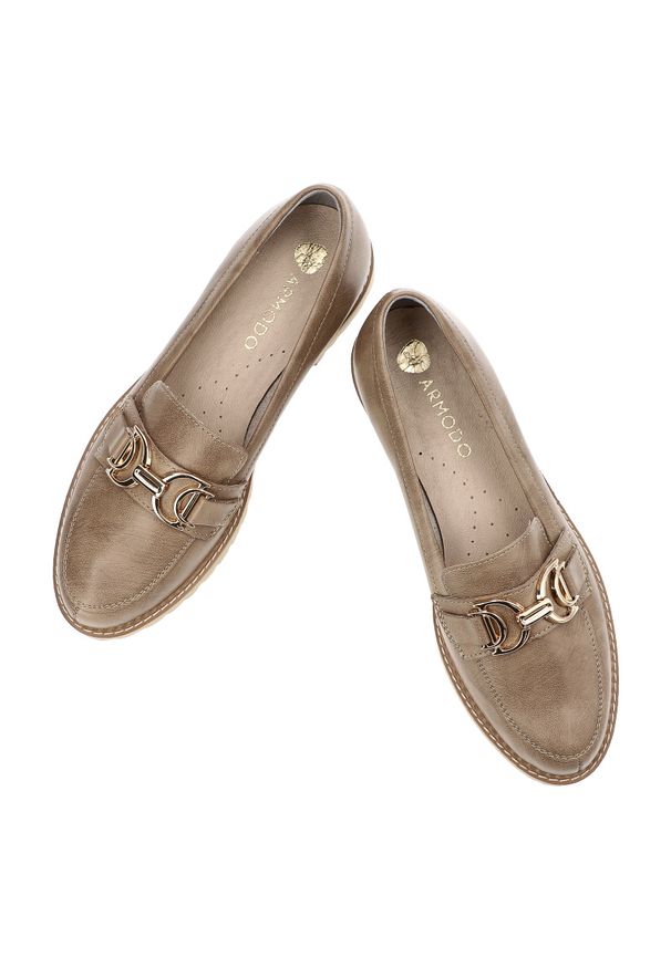 Beżowe Mokasyny Armodo Stylowe Wsuwane Obuwie Damskie. Okazja: na co dzień. Zapięcie: bez zapięcia. Kolor: beżowy. Materiał: skóra. Wzór: aplikacja. Styl: elegancki