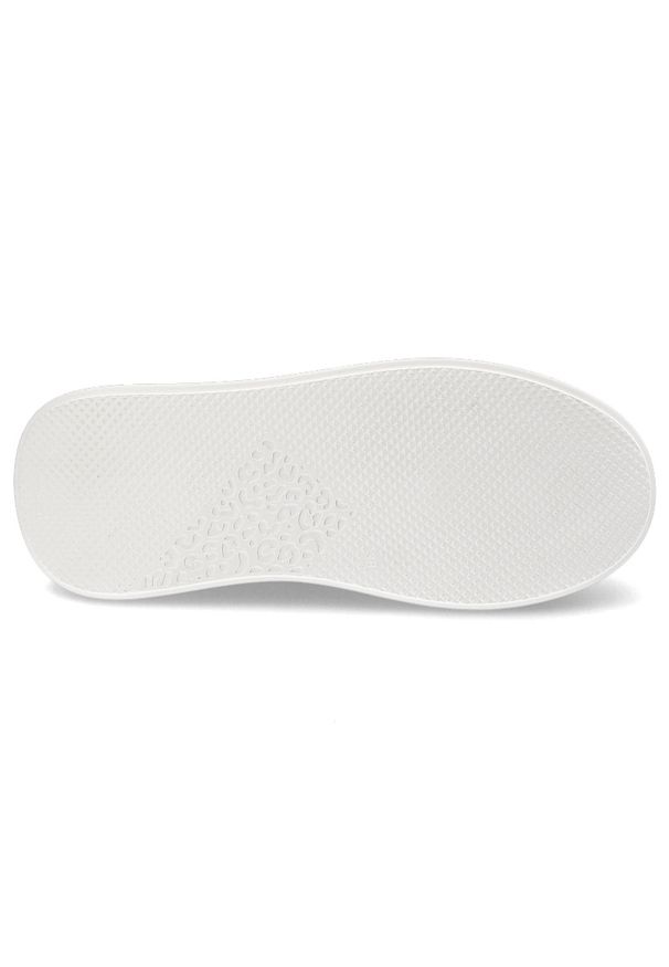 Białe Sneakersy Libero Stylowe Obuwie Damskie Na Platformie. Okazja: na co dzień, do pracy. Kolor: biały. Materiał: skóra. Obcas: na platformie. Styl: elegancki