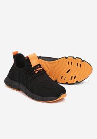 Born2be - Czarno-Pomarańczowe Buty Sportowe Eunothea. Kolor: czarny. Materiał: materiał. Szerokość cholewki: normalna. Wzór: aplikacja. Sport: fitness #4