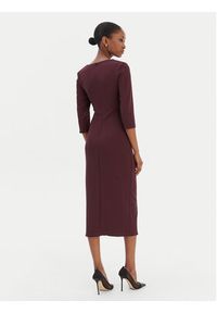 Rinascimento Sukienka koktajlowa CFC0126635003 Bordowy Slim Fit. Kolor: czerwony. Materiał: syntetyk. Styl: wizytowy #4