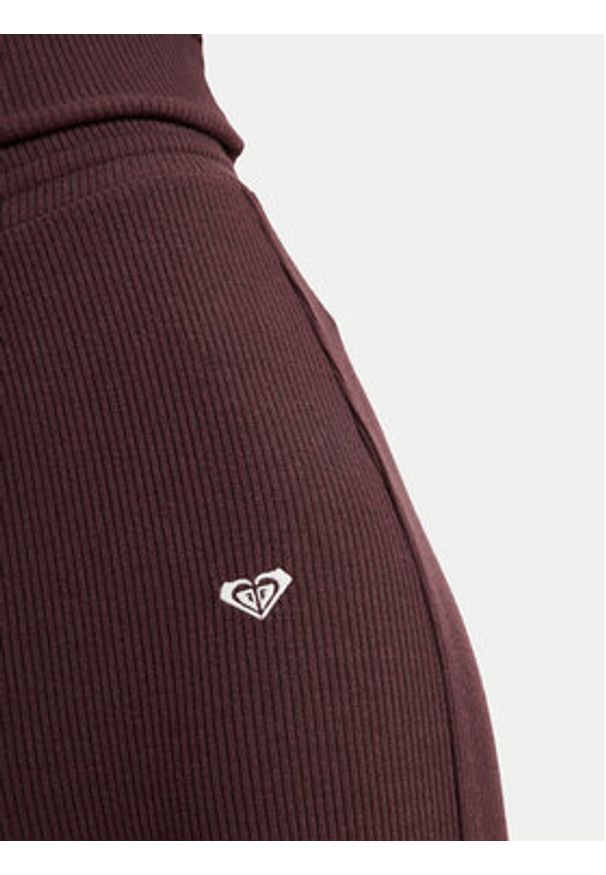 Roxy Spodnie dresowe Rise & Vibe New Rib ERJNP03673 Bordowy Relaxed Fit. Kolor: czerwony. Materiał: wiskoza