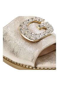 Złote Klapki S.Barski Stylowe Obuwie Damskie. Okazja: na co dzień. Kolor: złoty. Sezon: lato. Obcas: na płaskiej podeszwie. Styl: elegancki #4