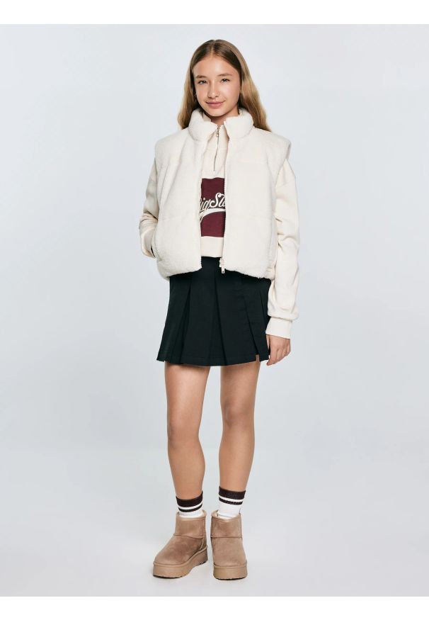 Big-Star - Kamizelka dziewczęca dwustronna kremowa Zoja 103. Okazja: na uczelnię, na spacer. Kolor: kremowy. Materiał: materiał, tkanina, jeans. Wzór: gładki. Styl: elegancki