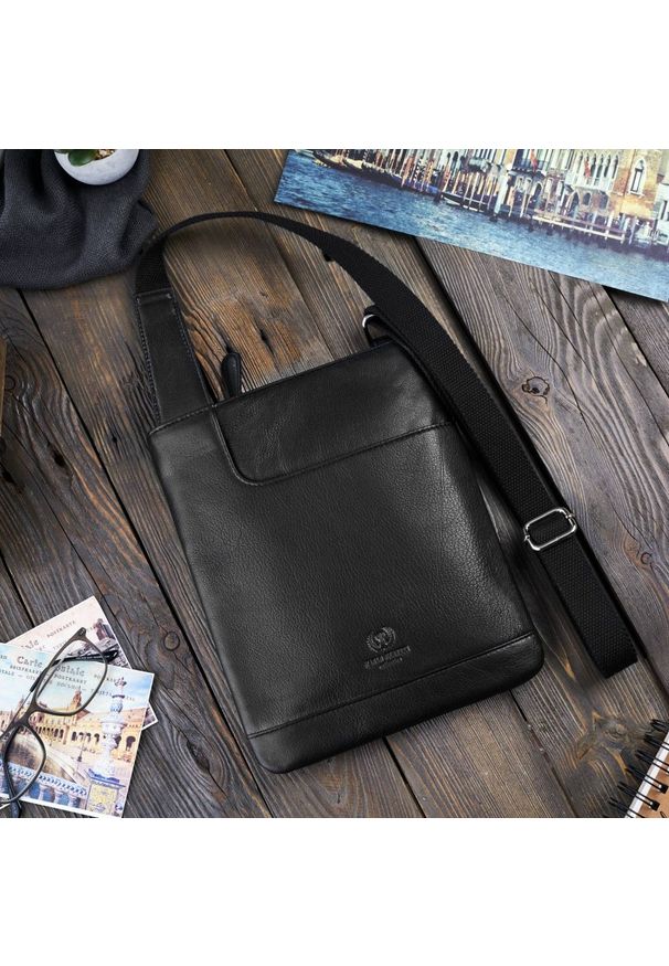 Listonoszka skórzana PAOLO PERUZZI T-60-BL czarna. Kolor: czarny. Materiał: skórzane. Styl: casual. Rodzaj torebki: na ramię