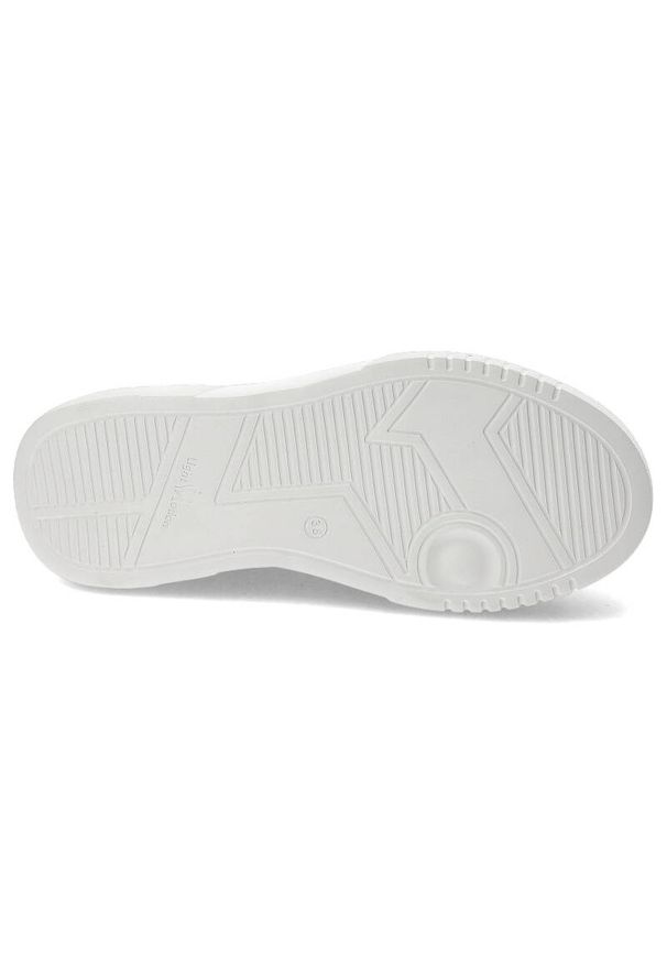 CheBello - Białe Sneakersy Chebello Modne Obuwie Damskie Na Platformie. Okazja: na co dzień. Zapięcie: zamek. Kolor: biały. Materiał: jeans, skóra. Wzór: kwiaty, aplikacja. Obcas: na platformie. Sport: turystyka piesza