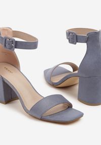 Born2be - Niebieskie Sandały Vices na Słupku z Kwadratowym Noskiem Kosennia. Okazja: na co dzień. Zapięcie: pasek. Kolor: niebieski. Materiał: jeans. Obcas: na słupku. Styl: casual, elegancki #3