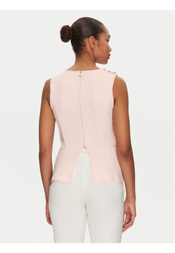 Guess Bluzka W5GP54 KCBO2 Różowy Regular Fit. Kolor: różowy. Materiał: syntetyk