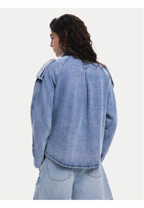 Desigual Kurtka jeansowa Ontario 25SWED57 Niebieski Regular Fit. Kolor: niebieski. Materiał: bawełna
