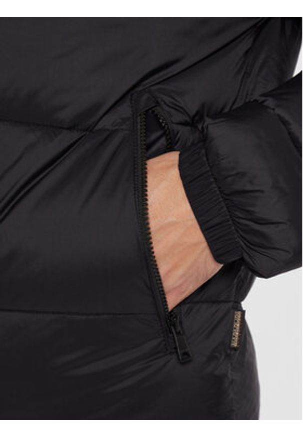 Napapijri Kurtka zimowa A-Suomi NP0A4GJF Czarny Regular Fit. Kolor: czarny. Materiał: syntetyk. Sezon: zima