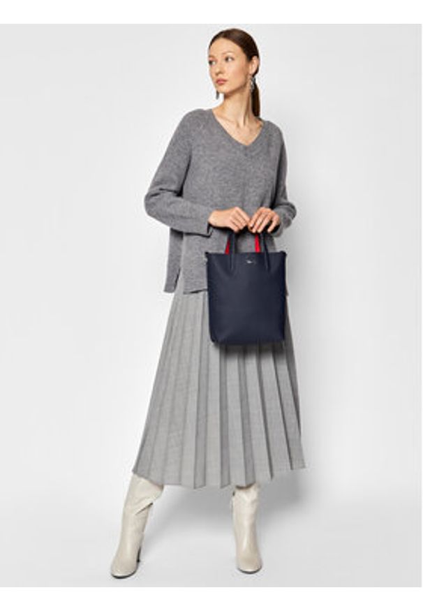 Lacoste Torebka Vertical Shopping Bag NF2991AA Granatowy. Kolor: niebieski. Materiał: skórzane