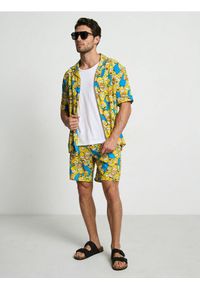 Sinsay - Wiskozowa koszula z krótkim rękawem The Simpsons - wielobarwny. Materiał: wiskoza. Długość rękawa: krótki rękaw. Długość: krótkie #1