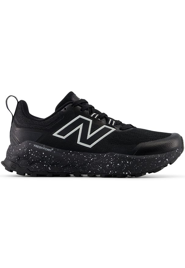 Buty damskie New Balance Fresh Foam Garoé v2 WTGAROL2 – czarne. Okazja: na co dzień. Kolor: czarny. Materiał: guma, materiał, syntetyk. Szerokość cholewki: normalna. Sport: fitness