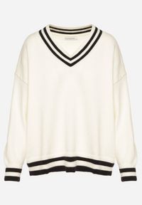 Born2be - Jasnobeżowy Sweter z Domieszką Kaszmiru w Stylu Preppy Liendria. Okazja: do pracy, na co dzień, na spotkanie biznesowe. Kolor: beżowy. Materiał: kaszmir. Wzór: aplikacja. Styl: casual, klasyczny, biznesowy #7