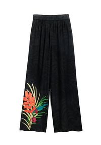 Desigual Spodnie palazzo 25SWMW02 Czarny Wide Leg. Kolor: czarny. Materiał: wiskoza