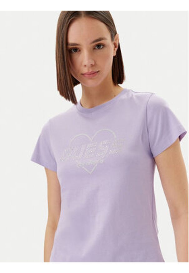 Guess T-Shirt V5GI10 K9RM1 Fioletowy Regular Fit. Kolor: fioletowy. Materiał: bawełna
