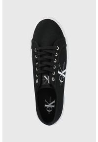 Calvin Klein Jeans tenisówki YM0YM00306.BDS męskie kolor czarny. Nosek buta: okrągły. Zapięcie: sznurówki. Kolor: czarny. Materiał: materiał #4