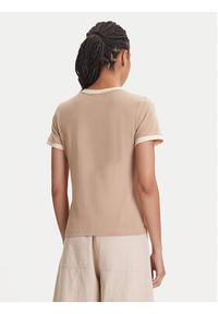 Guess T-Shirt V5YI01 J1314 Beżowy Regular Fit. Kolor: beżowy. Materiał: bawełna #5