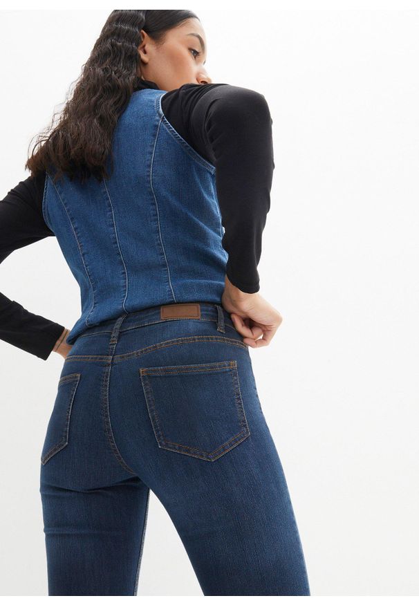 bonprix - Dżinsy ze stretchem o kroju bootcut, mid waist. Kolor: niebieski