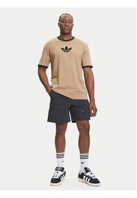 Adidas - adidas T-Shirt adicolor 2000s Cali JX1516 Beżowy Loose Fit. Kolor: beżowy. Materiał: bawełna #5