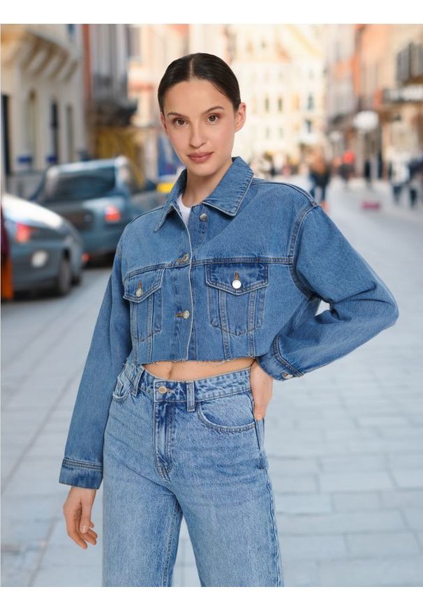 Sinsay - Kurtka jeansowa - niebieski. Kolor: niebieski. Materiał: jeans. Długość: krótkie. Styl: elegancki