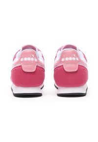 Diadora buty dziecięce kolor fioletowy. Nosek buta: okrągły. Zapięcie: rzepy. Kolor: fioletowy. Materiał: guma #3