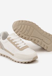 Born2be - Białe Sneakersy Sznurowane Egrania. Wysokość cholewki: przed kostkę. Kolor: biały. Materiał: materiał, zamsz. Szerokość cholewki: normalna. Obcas: na płaskiej podeszwie #3