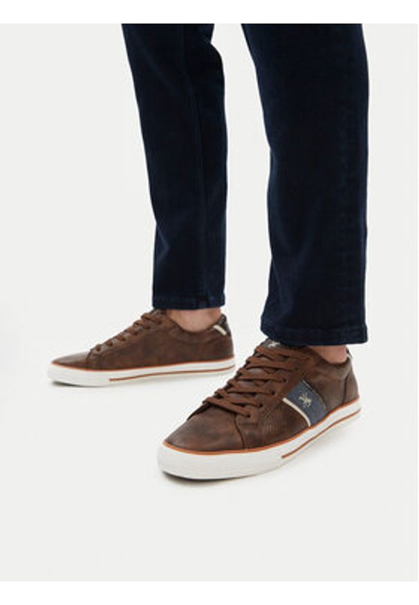 Beverly Hills Polo Club Sneakersy CEO-V5-DODO Brązowy. Kolor: brązowy. Materiał: materiał