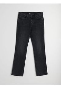 Sinsay - Jeansy comfort straight z efektem sprania - czarny. Kolor: czarny