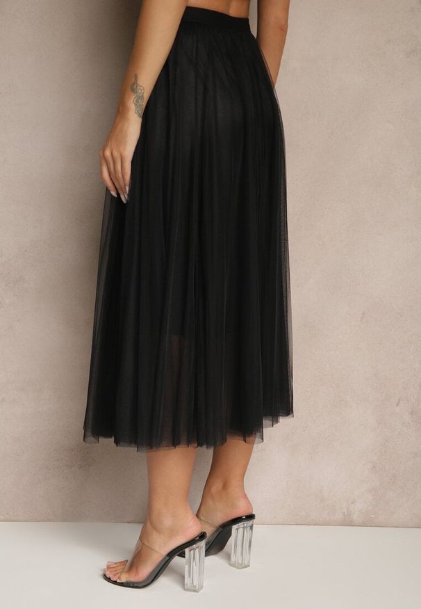 Renee - Czarna Rozkloszowana Spódnica Tiulowa Fenadelia. Okazja: na co dzień. Kolor: czarny. Materiał: tiul. Sezon: wiosna. Styl: sportowy, elegancki, casual