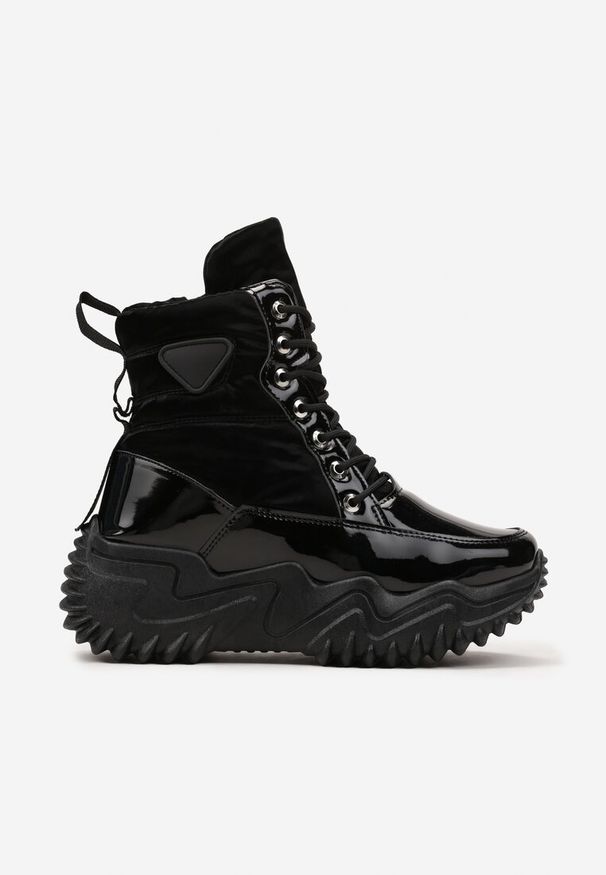 Born2be - Czarne Lakierowane Sneakersy na Platformie z Wiązaniem Lorianah. Kolor: czarny. Materiał: lakier. Obcas: na platformie