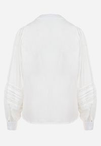 Born2be - Biała Koszula z Koronkową Wstawką i Szerokimi Rękawami Elegriane. Kolor: biały. Materiał: koronka. Wzór: aplikacja #7
