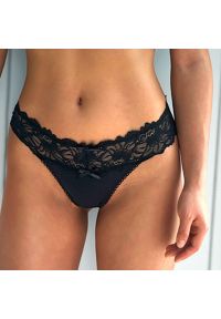 Intica - Figi koronkowe biodrówki z delikatnej koronki Tolmina. Kolor: czarny. Materiał: koronka. Wzór: koronka