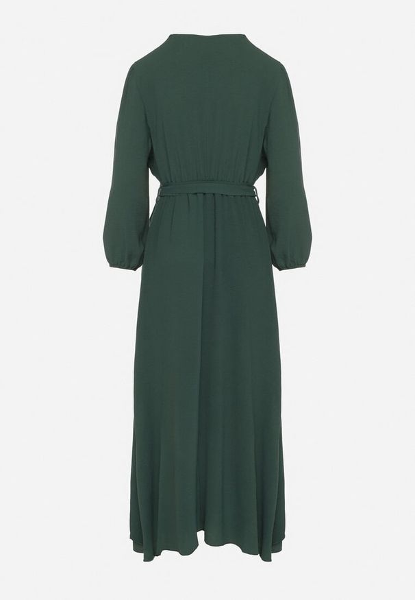 Born2be - Zielona Kopertowa Asymetryczna Sukienka Koktajlowa z Wiskozą Ozdobiona Paskiem Lanoresa. Okazja: na imprezę. Kolor: zielony. Materiał: wiskoza. Wzór: aplikacja. Typ sukienki: kopertowe, asymetryczne. Styl: wizytowy