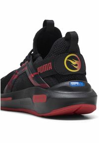 Puma - Młodzieżowe buty do biegania Enzo 5 PUMA × HOT WHEELS™ SOFTRIDE PUMA. Kolor: czerwony, czarny, wielokolorowy. Szerokość cholewki: normalna