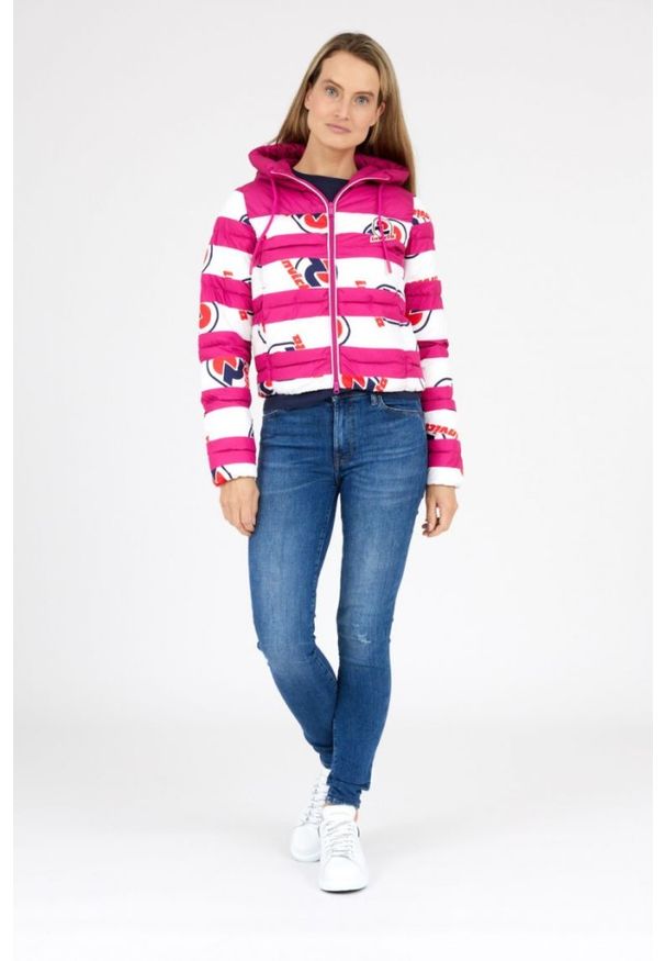 Invicta - INVICTA Różowa kurtka damska w białe pasy i logo, Rozmiar S. Kolor: różowy