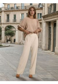 Sinsay - Spodnie palazzo z paskiem - kremowy. Kolor: kremowy #1