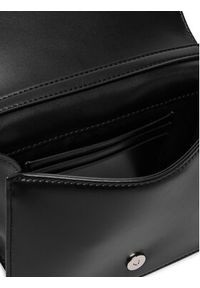 Calvin Klein Torebka Quilted Mini Chain Bag LV04F3321G Czarny. Kolor: czarny. Materiał: skórzane #5