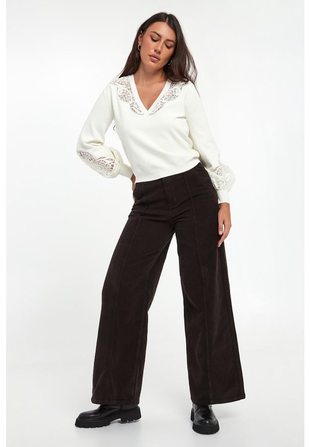 Twinset Milano - Sweter damski z wełną TWINSET. Materiał: wełna