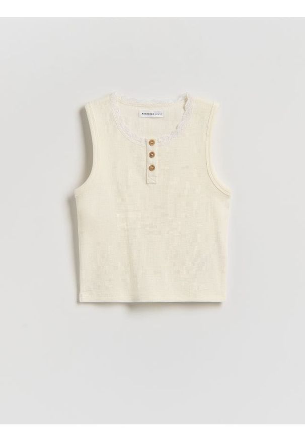 Reserved - Bawełniany top z guzikami - kremowy. Kolor: kremowy. Materiał: bawełna. Długość rękawa: na ramiączkach